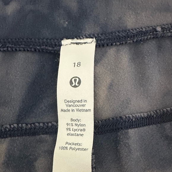 Lululemon Ready to Rulu Jogger Crop Diamond Dye Lunar Rock True Navy - Picture 4 of 5